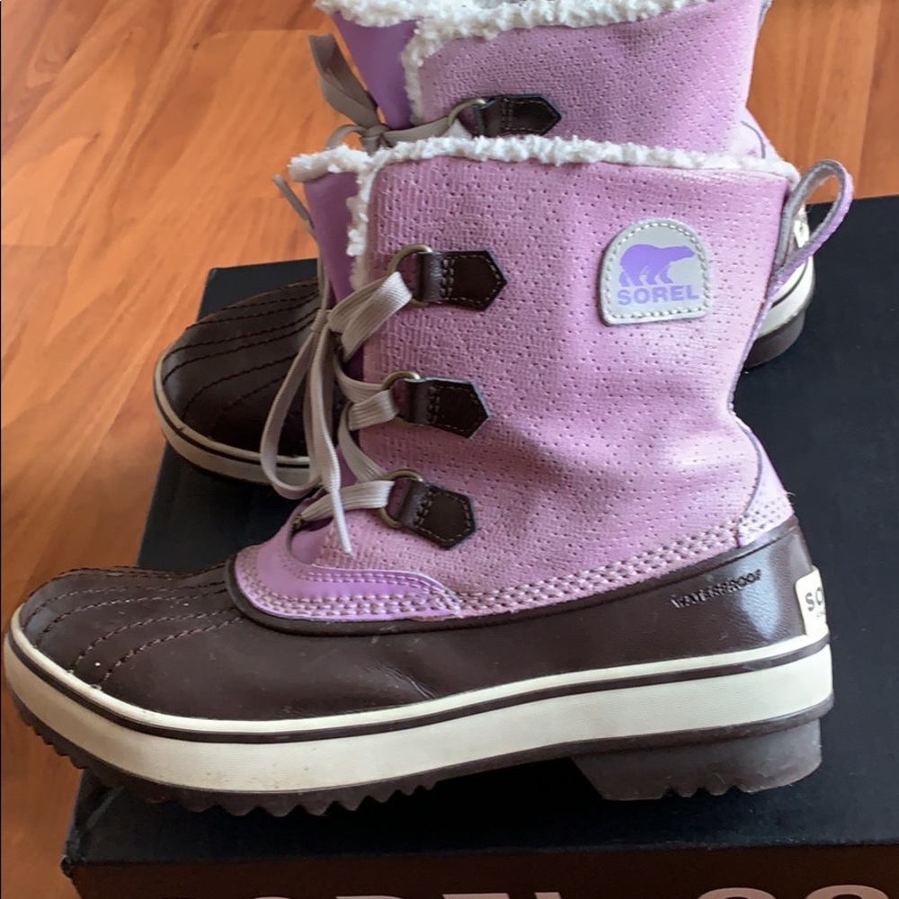Winter boots - Picture 2 of 4